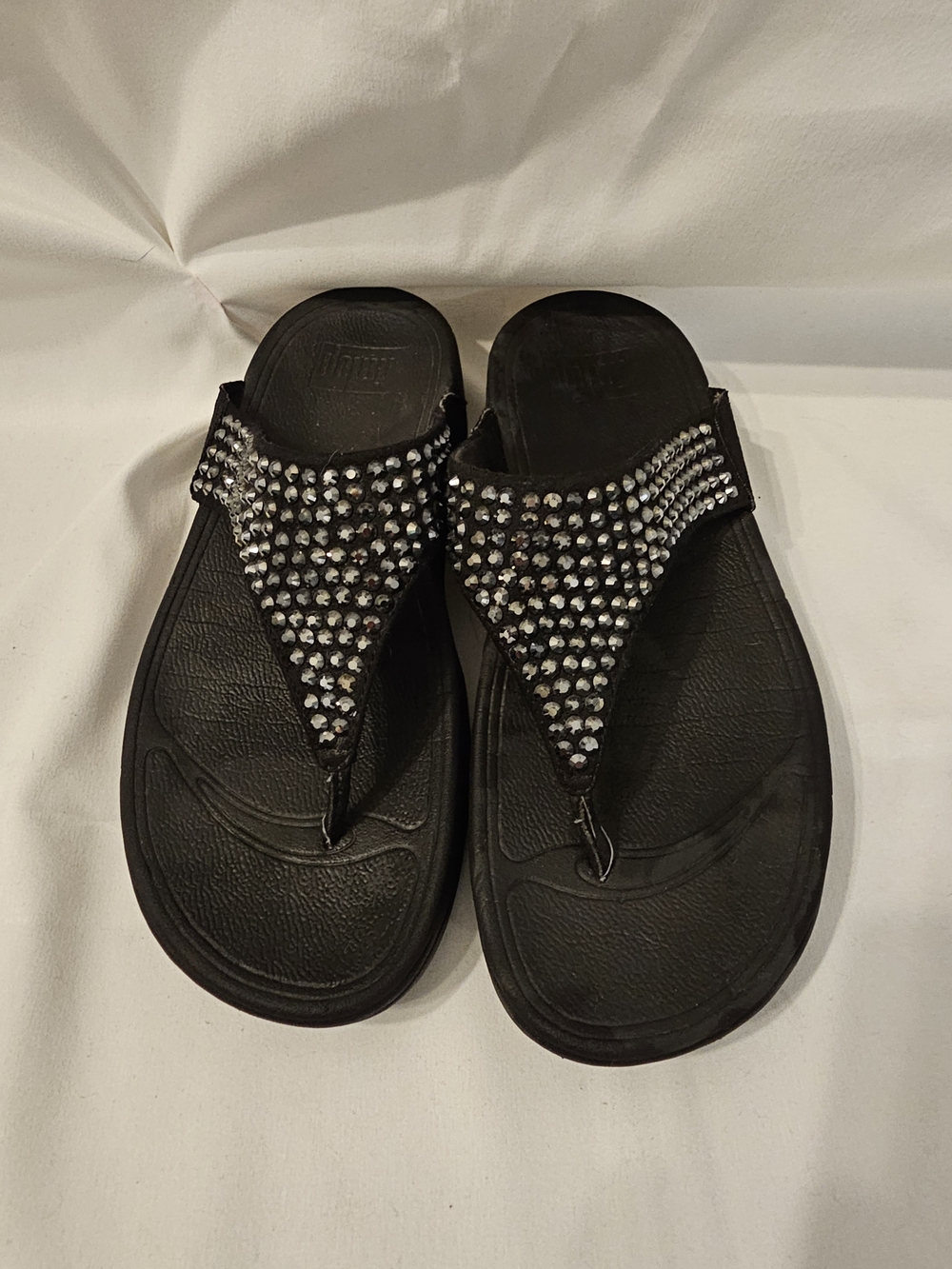 FitFlop Black Crystal-Embellished Thong Sandals